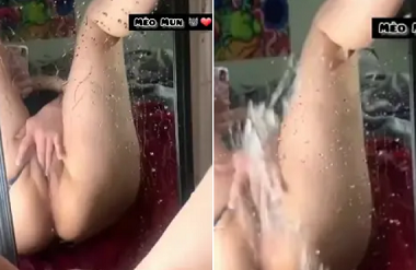 VIET69 - Nước lồn bắn tung tóe lúc móc bướm
